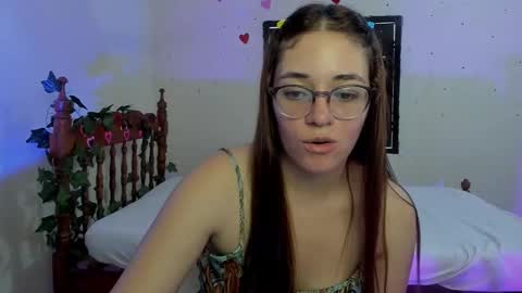 Snapshot of atenas__05 chatting on 12-30-24, 09:50 atenas online show from 12-30-24, 09:50