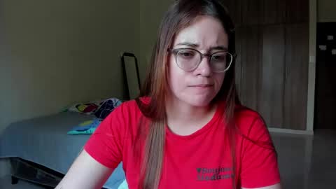 Snapshot of atenas__05 chatting on 01-22-25, 07:03 atenas online show from 01-22-25, 07:03