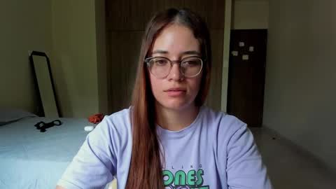 Snapshot of atenas__05 chatting on 01-25-25, 06:57 atenas online show from 01-25-25, 06:57