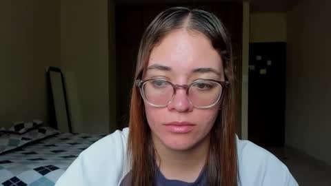 Snapshot of atenas__05 chatting on 02-10-25, 06:56 atenas online show from 02-10-25, 06:56