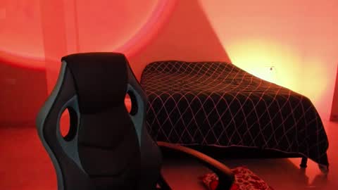 Snapshot of atenas__05 chatting on 09-15-25, 09:20 atenas online show from 09-15-25, 09:20