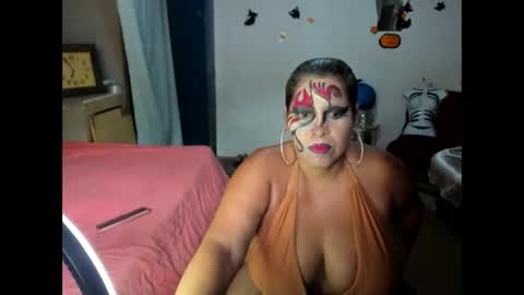 atenea412929 online show from 10-21-25, 07:47