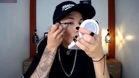 COLOMBIA online show from 03-23-26, 08:35