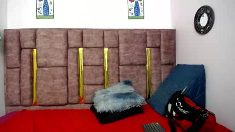COLOMBIA online show from 05-02-26, 04:06