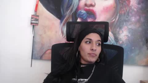 COLOMBIA online show from 05-11-26, 08:50