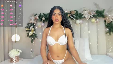 Snapshot of atenea_roberts chatting on 12-21-24, 02:52 ATENEA ROBERTS Sofia online show from 12-21-24, 02:52