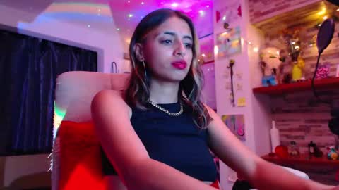 Atenea online show from 02-10-25, 02:08