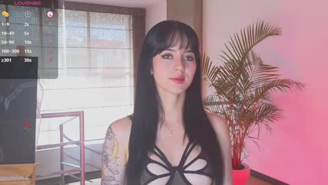 Atenea  online show from 02-05-25, 08:14