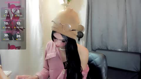 Snapshot of ateneataylor chatting on 10-22-25, 02:12 ateneataylor online show from 10-22-25, 02:12