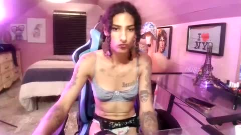 Snapshot of athena_the_godess chatting on 10-04-25, 03:37 xoxo G0DD3SS xoxox online show from 10-04-25, 03:37