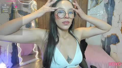 Atenea online show from 04-01-26, 03:40
