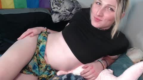 athenaaphrodisia online show from 05-05-26, 06:16