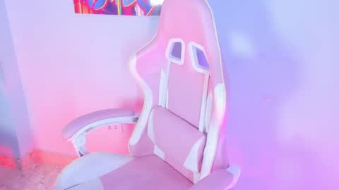 Snapshot of athenea__fox chatting on 09-30-25, 11:48 athenea__fox online show from 09-30-25, 11:48