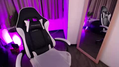 athenea_foxy online show from 01-10-26, 06:53