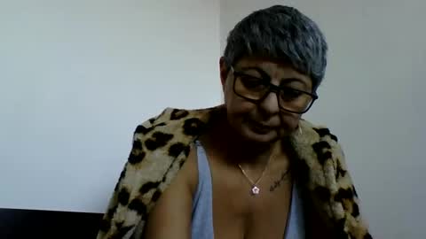 Snapshot of atikaarea chatting on 01-02-25, 10:05 atikaarea online show from 01-02-25, 10:05