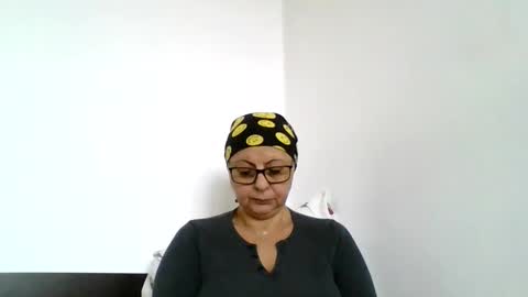 Snapshot of atikaarea chatting on 11-14-25, 12:48 atikaarea online show from 11-14-25, 12:48