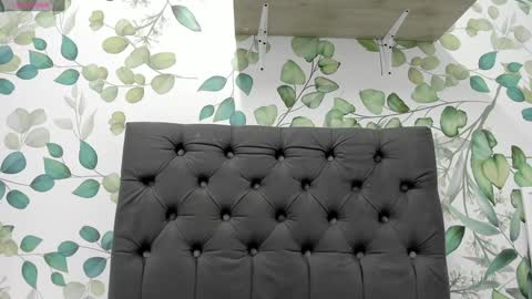 Snapshot of atilana_diaz chatting on 12-19-24, 02:13 Atilana Diaz online show from 12-19-24, 02:13