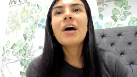 Snapshot of atilana_diaz chatting on 12-31-24, 06:57 Atilana Diaz online show from 12-31-24, 06:57