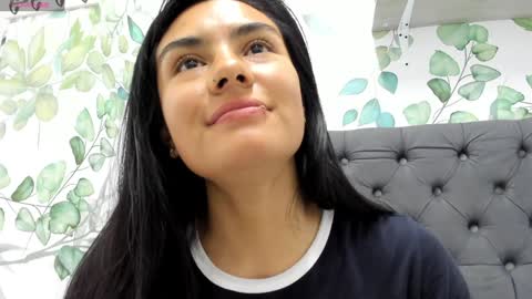 Snapshot of atilana_diaz chatting on 01-14-25, 07:00 Atilana Diaz online show from 01-14-25, 07:00