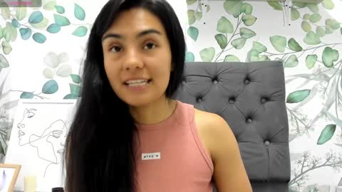 Snapshot of atilana_diaz chatting on 01-28-25, 06:28 Atilana Diaz online show from 01-28-25, 06:28