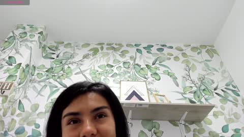 Snapshot of atilana_diaz chatting on 02-07-25, 02:29 Atilana Diaz online show from 02-07-25, 02:29