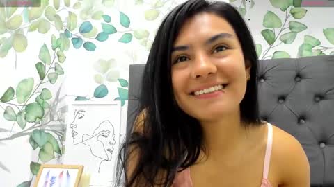 Snapshot of atilana_diaz chatting on 02-24-25, 02:26 Atilana Diaz online show from 02-24-25, 02:26