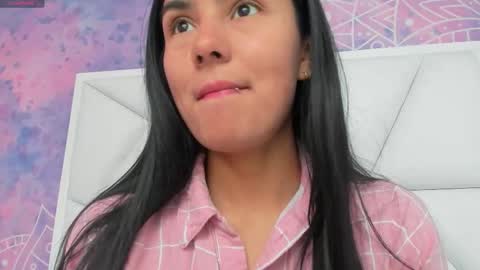 Snapshot of atilana_diaz chatting on 09-10-25, 04:07 Atilana Diaz online show from 09-10-25, 04:07