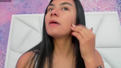 Snapshot of atilana_diaz chatting on 09-11-25, 04:07 Atilana Diaz online show from 09-11-25, 04:07