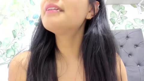 Snapshot of atilana_diaz chatting on 10-30-25, 05:35 Atilana Diaz online show from 10-30-25, 05:35