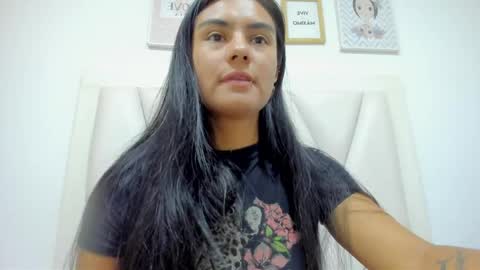 Atilana Diaz online show from 05-06-26, 06:13