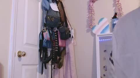 AtirahCali online show from 05-04-26, 03:13