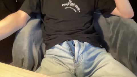 Snapshot of atlasboy22 chatting on 02-21-25, 12:28 Undress a hung twink online show from 02-21-25, 12:28