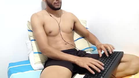 Torres online show from 02-05-25, 03:45