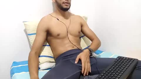 Torres online show from 02-20-25, 06:35