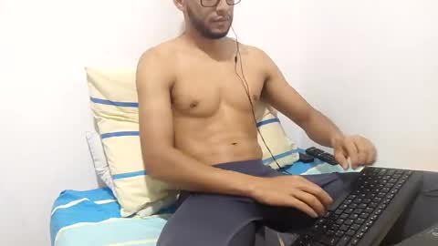 Torres online show from 02-23-25, 05:39