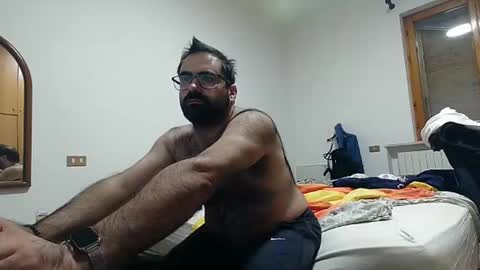 Bleakw85 online show from 10-24-25, 09:44