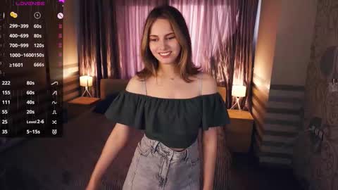 Snapshot of audiedelorbe chatting on 10-09-25, 06:33 Jolyn online show from 10-09-25, 06:33