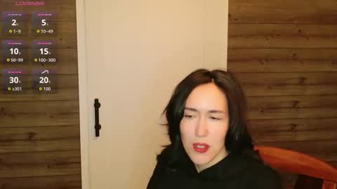 Snapshot of audradeer chatting on 10-28-25, 12:30 audradeer online show from 10-28-25, 12:30