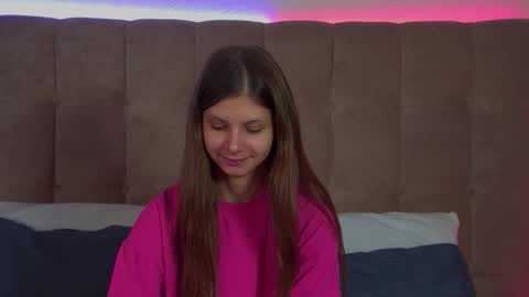 Snapshot of audreybarlow chatting on 10-19-25, 06:25 Audrey online show from 10-19-25, 06:25