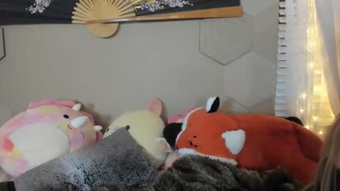 AudreyAlien online show from 11-23-25, 04:23