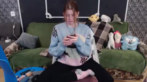 Verona nika online show from 10-13-25, 12:27