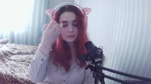 Snapshot of augustinefegett chatting on 10-18-25, 12:06 Emiko online show from 10-18-25, 12:06