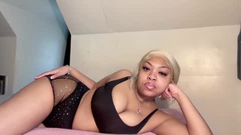 aunyxxx online show from 02-03-25, 06:17