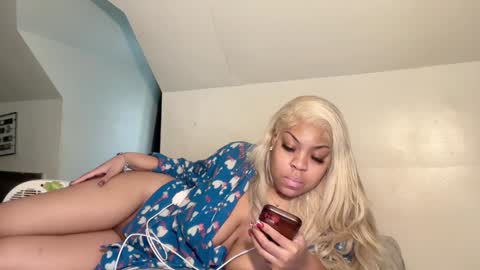 aunyxxx online show from 02-07-25, 09:48