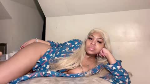 aunyxxx online show from 02-12-25, 05:58