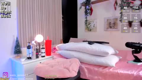 Snapshot of aura_moon chatting on 01-12-25, 10:34 Hello I am Marcela follow me on my instagram aura moon11 online show from 01-12-25, 10:34
