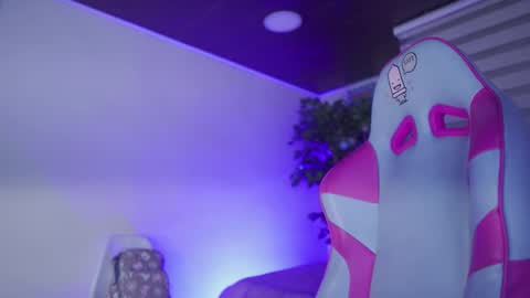 aura_rouss online show from 02-03-26, 12:31