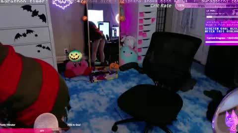 Aurora  Aura online show from 10-31-25, 10:44