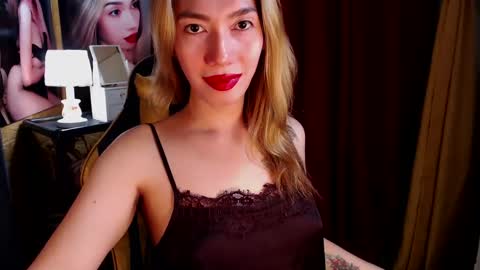 Miss awra online show from 12-04-24, 07:28
