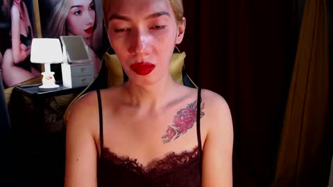 Miss awra online show from 12-17-24, 05:18
